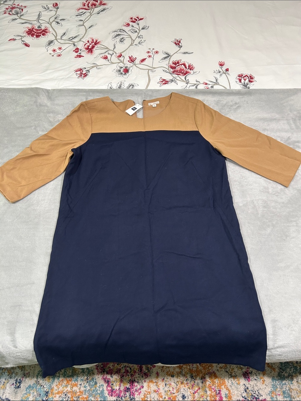 GAP Classic Colorblock Shift Dress - Navy and Camel